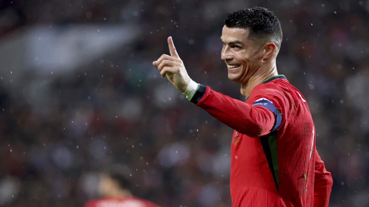 After his brace against Poland.. How many goals until Ronaldo reaches "1000 GOALS"?